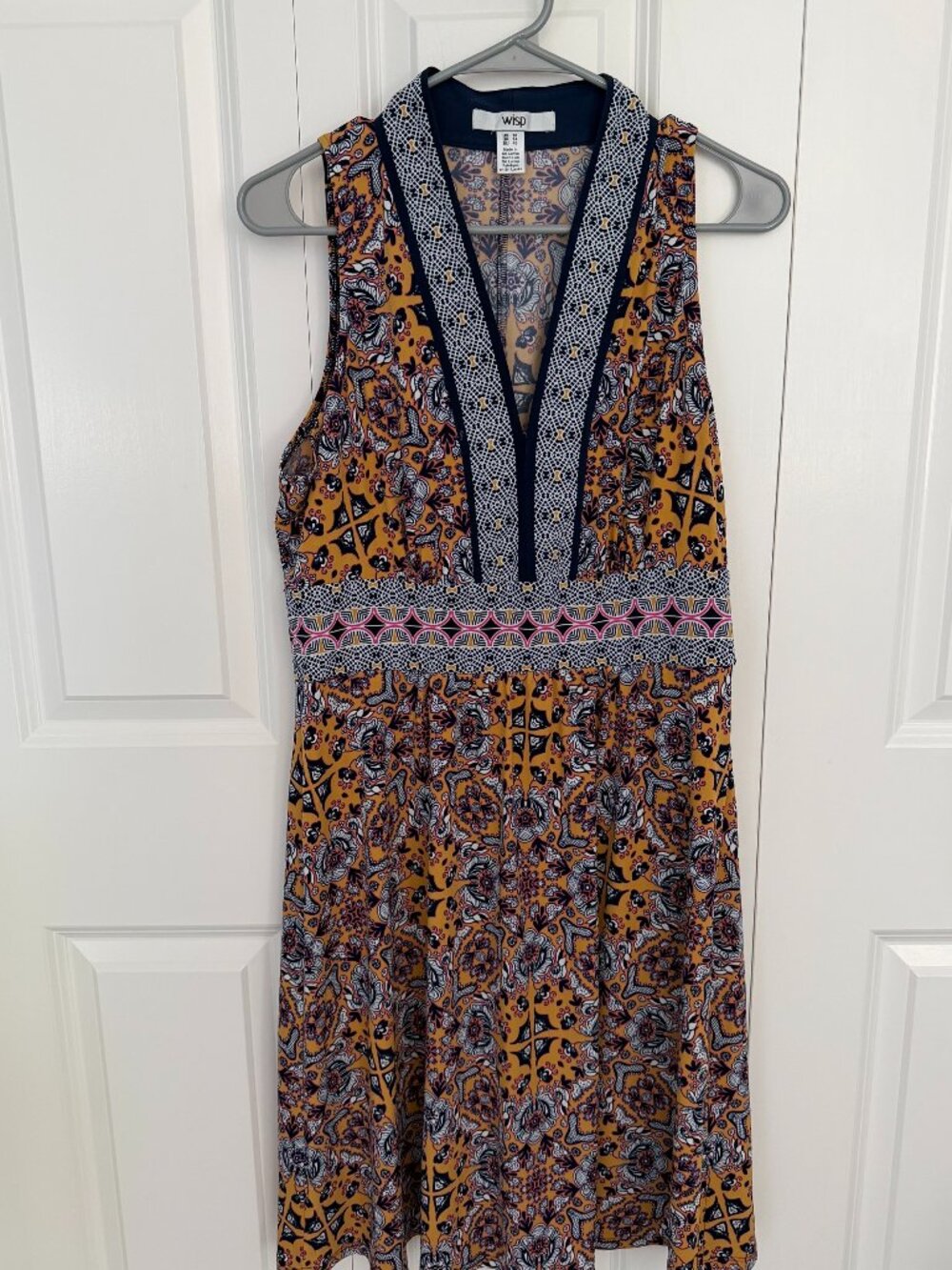 Wisp women's sleeveless midi dress with a bohemian-inspired floral & paisley 10
